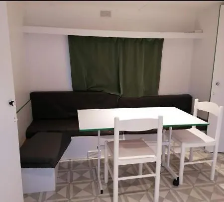 مكان تخييم Mobil-Home Laruns En Vallee D'Ossau *